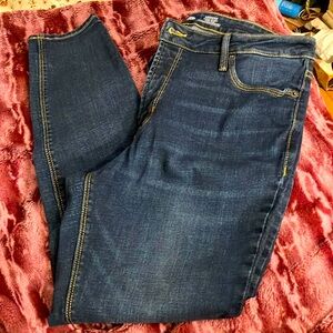 Old Navy rockstar super skinny high rise size 12